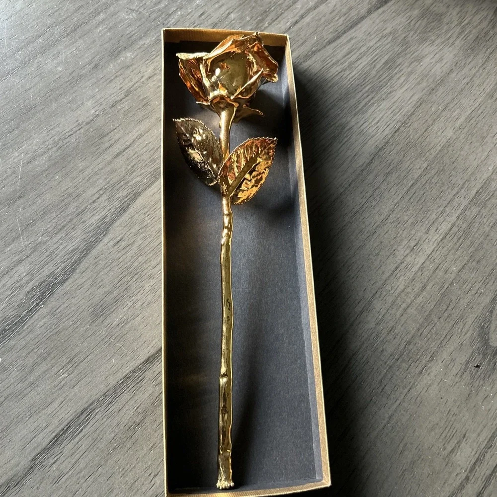 24k Rose Co. Gold Dipped Electroformed Real Rose Made In USA w/Box & Warranty